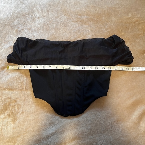 Windsor Picture Perfect Off The Shoulder Bustier - Picture 6 of 8